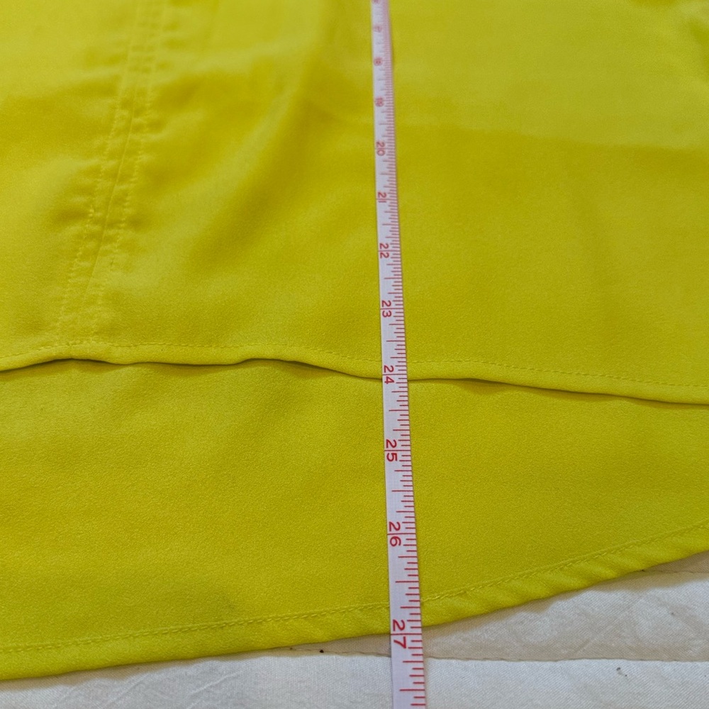 One Clothing Neon Yellow Y2K Sleeveless Cut Out High Low Blouse Size Small - Picture 4 of 6
